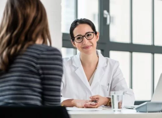 Vingt-quatre sociétés savantes se mobilisent pour protéger les patients
