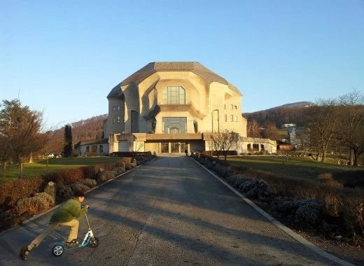 Anthroposophie, biodynamie, médecine, éducation : une ambition ésotérique globale ?