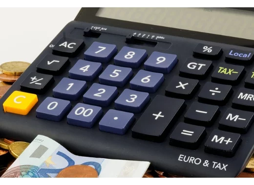 Quand le service public finance des documentaires trompeurs ou mensongers