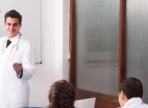 La « porosité » des universités aux pseudo-médecines : un classement du collectif Fakemed